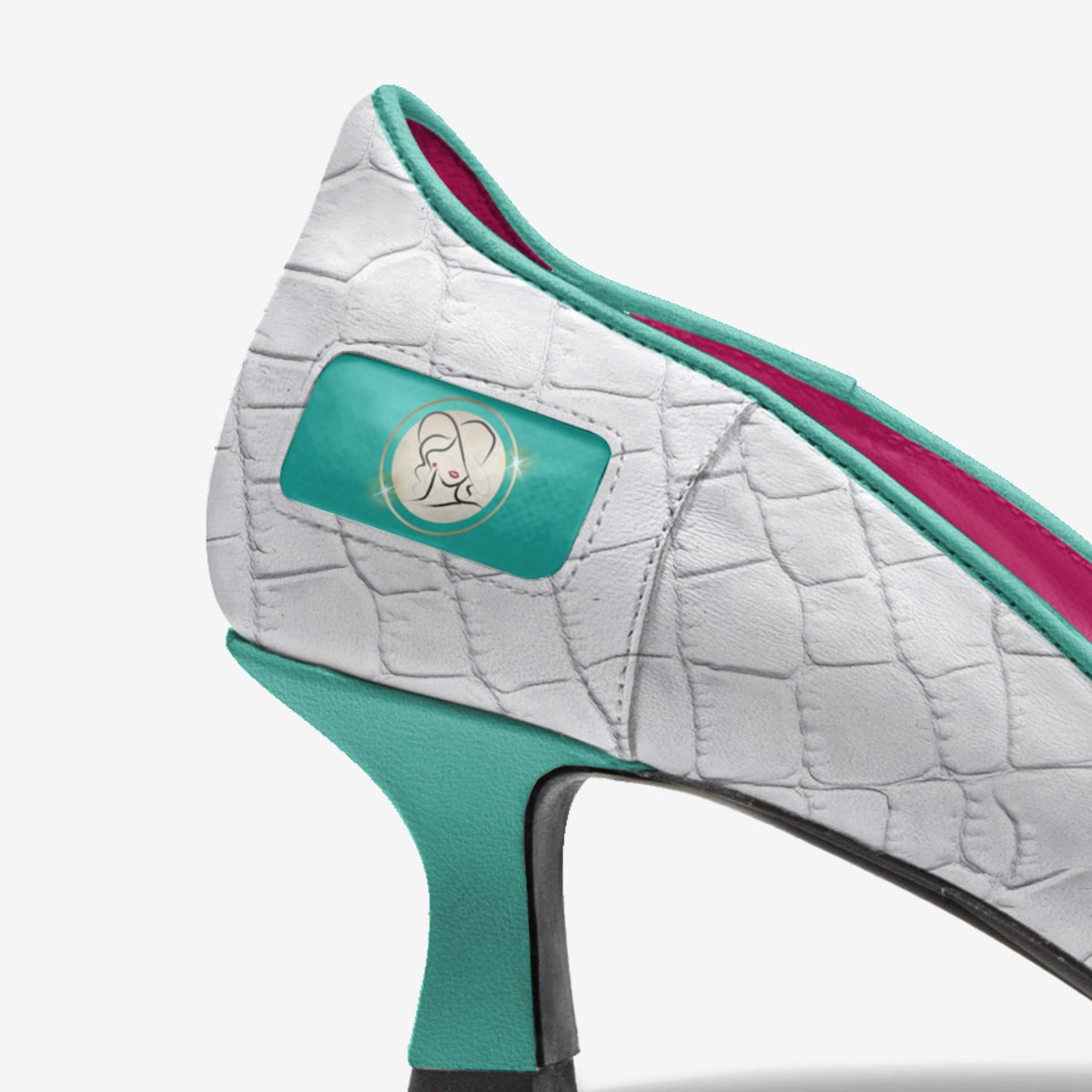 Soft Command Kitten Heel Pumps